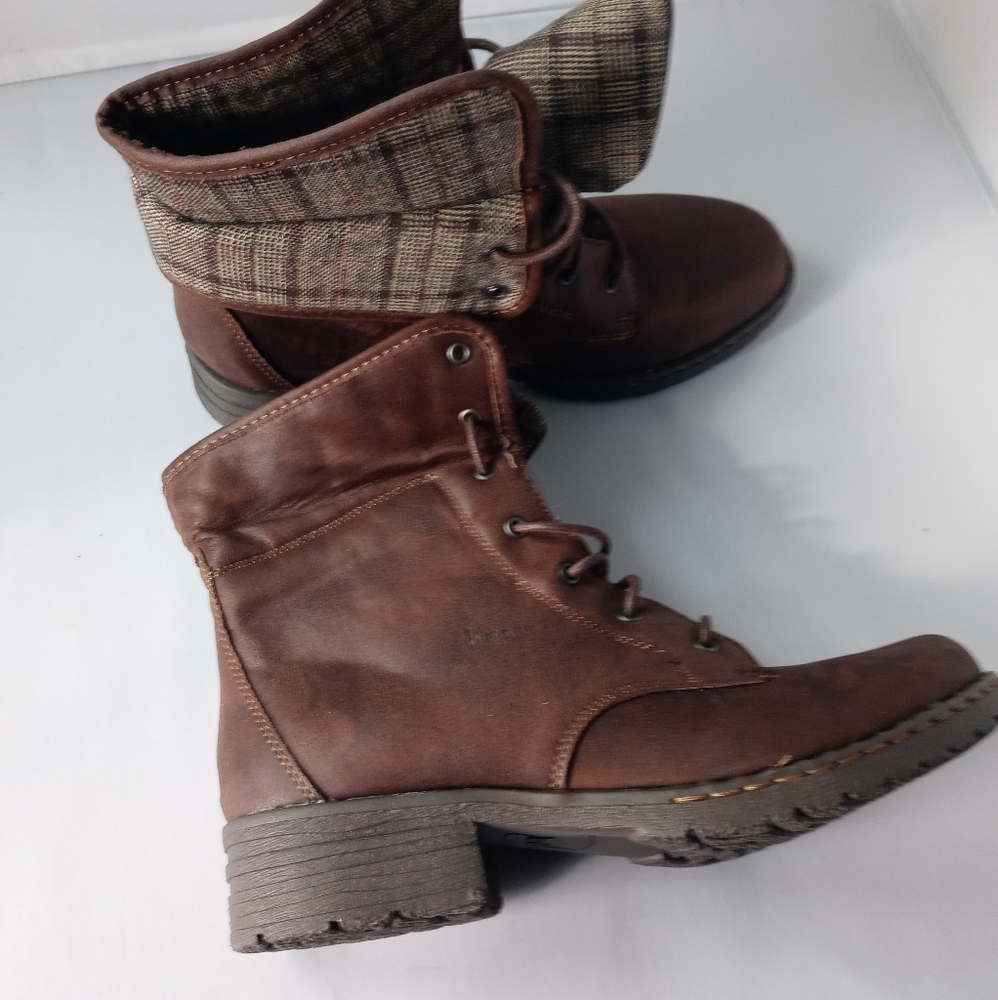 Ankle cuffed boots